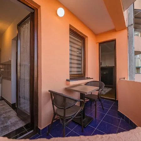 Anja Lux01 Apartament Pirot