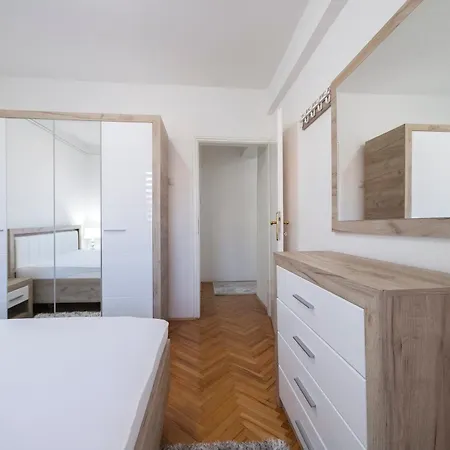 Apartament Anja Lux01 Pirot