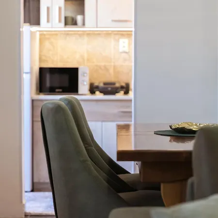 Anja Lux01 Apartament Pirot