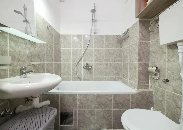 アパート Anja Lux01