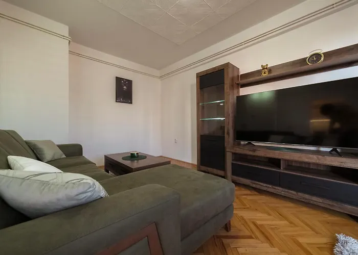 Anja Lux01 ピロト